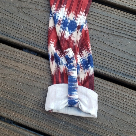 Skies are Blue Top - Picture 4 of 8